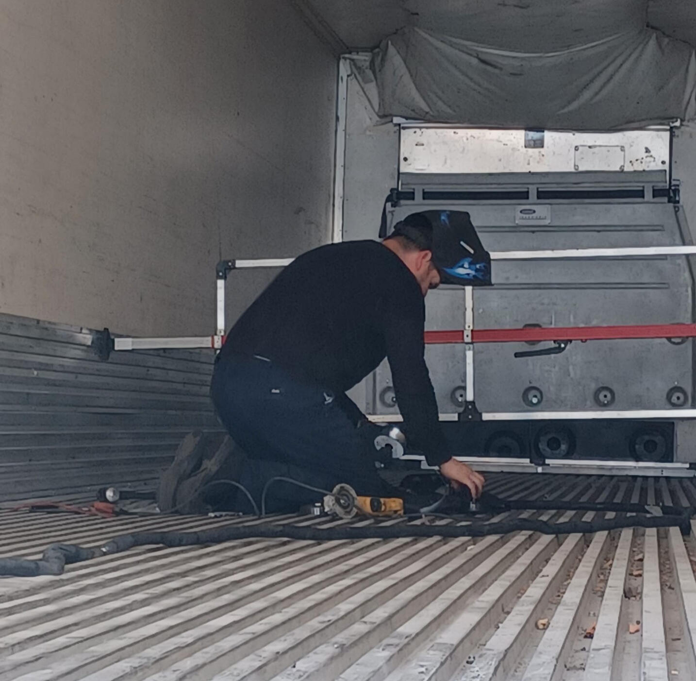 alt="trailer welding service Orlando" alt="trailer maintenance inspection" alt="brake repair on car hauler trailer" alt="floor repair gooseneck trailer"